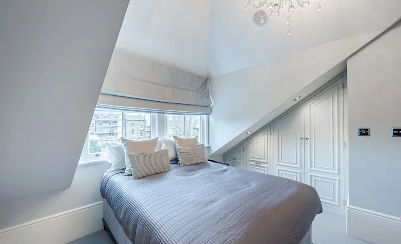 Bedroom at Sophisticated Clapham house, E382 (photo 31)