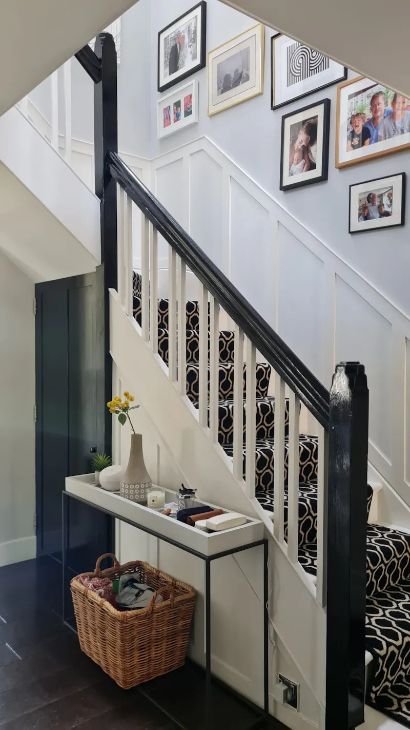 Staircase at Hertford Contemporary Home, D2724 (photo 14)