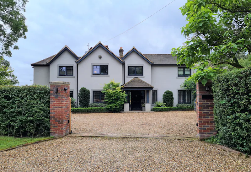 Driveway at Hertford Contemporary Home, D2724 (photo 37)