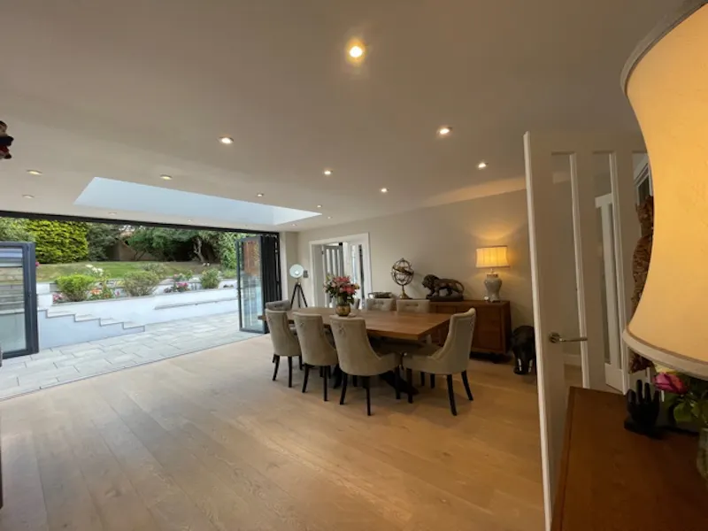 Modern 4 bed house Camberley, D2723 (photo 7)