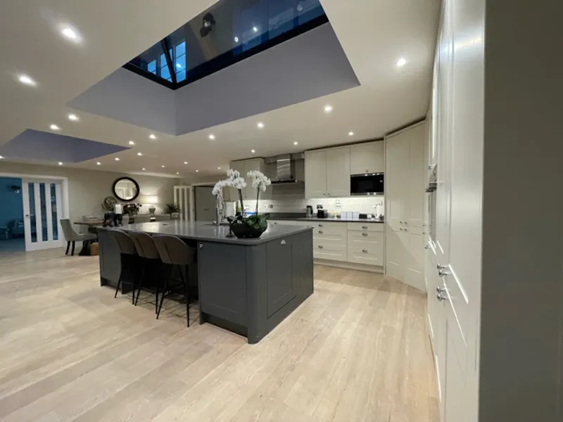 Kitchen at Modern 4 bed house Camberley, D2723 (photo 8)