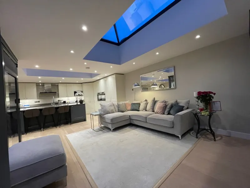 Modern 4 bed house Camberley, D2723 (photo 13)