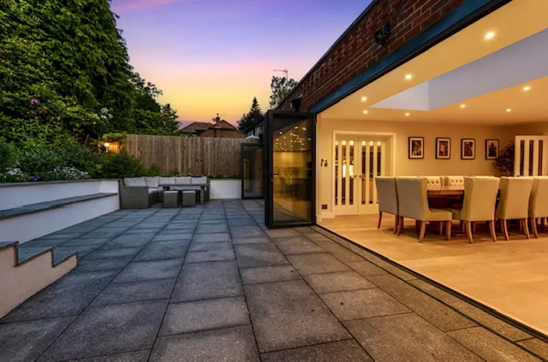 Modern 4 bed house Camberley, D2723 (photo 27)