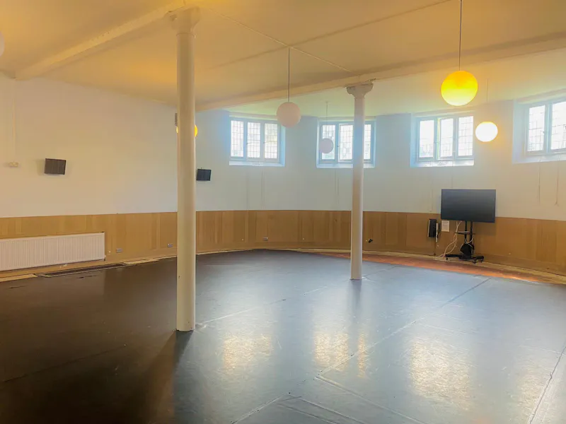 Loughborough Junction music hall, N387 (photo 22)