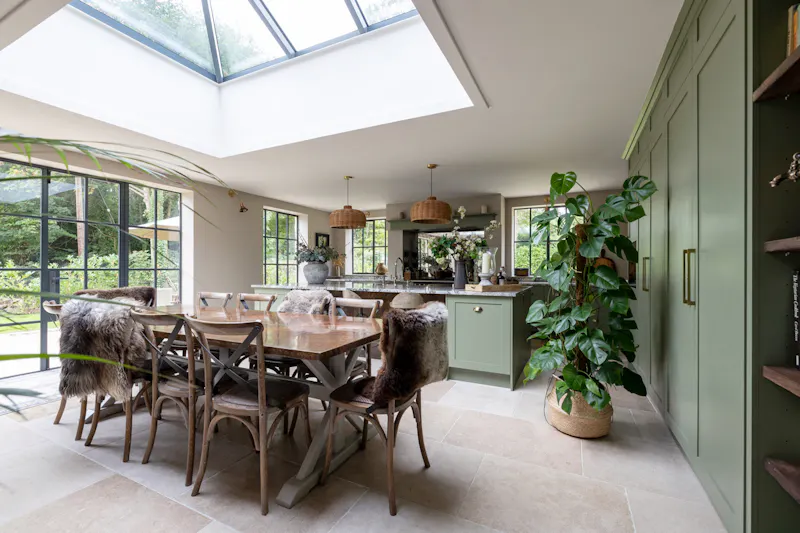 Dining room at Contemporary Cotswold Home, A1614 (photo 4)