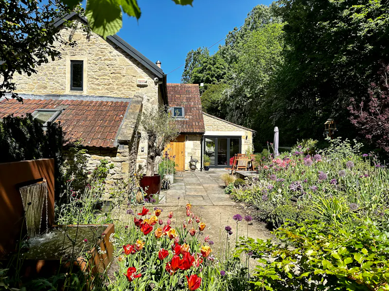 Enchanting Wiltshire Cottage, C940 (photo 32)
