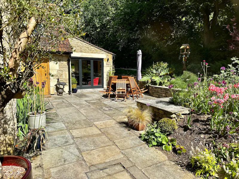 Terrace/Patio at Enchanting Wiltshire Cottage, C940 (photo 30)