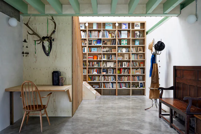Library at Hampstead Heath RIBA house, K487 (photo 14)
