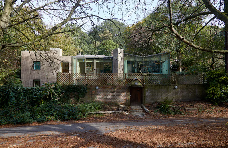 Garden - wild at Hampstead Heath RIBA house, K487 (photo 1)