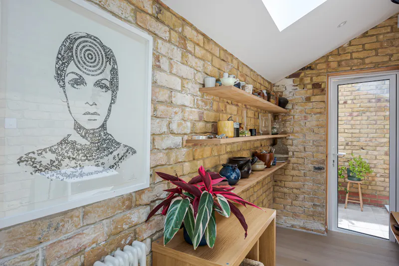 Bright Modern Wanstead Home, D2756 (photo 11)