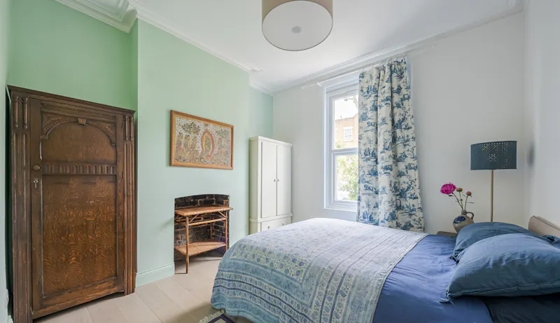 Bedroom at Bright Modern Wanstead Home, D2756 (photo 20)