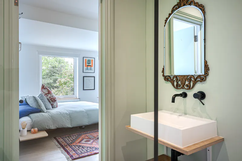 Bright Modern Wanstead Home, D2756 (photo 17)