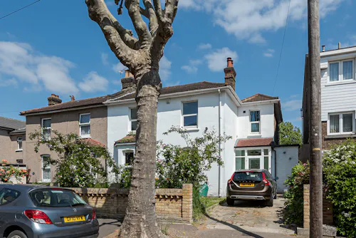 Bright Modern Wanstead Home, D2756