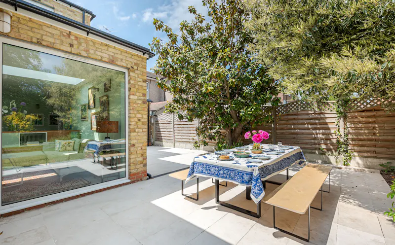 Bright Modern Wanstead Home, D2756 (photo 27)