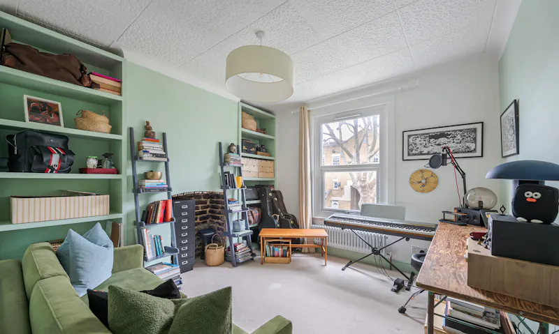 Bedroom - teen at Bright Modern Wanstead Home, D2756 (photo 19)