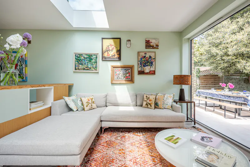 Bright Modern Wanstead Home, D2756 (photo 5)