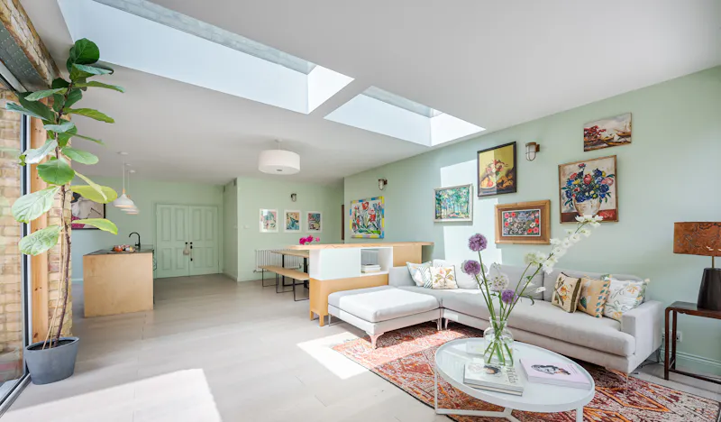 Bright Modern Wanstead Home, D2756 (photo 9)