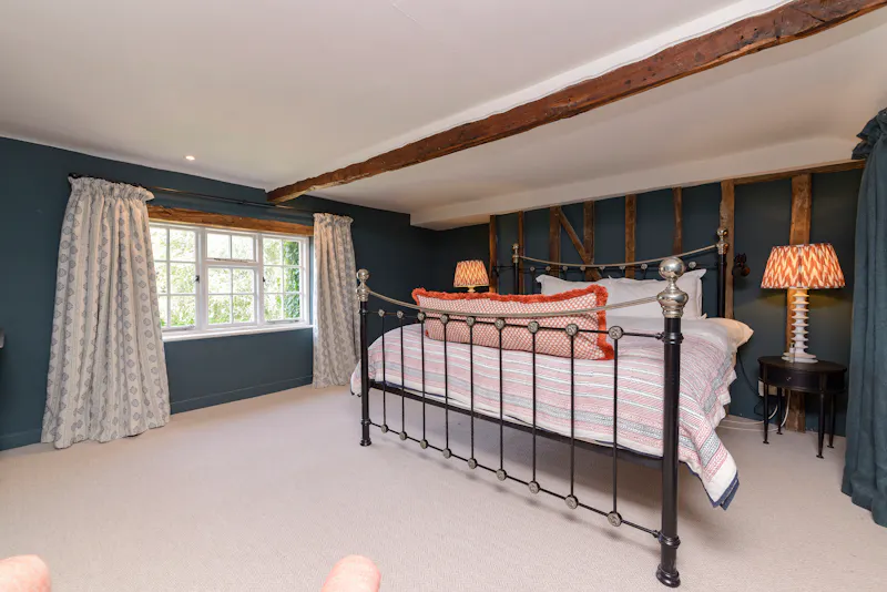 Bedroom at Charming farmhouse Alresford, L755 (photo 15)
