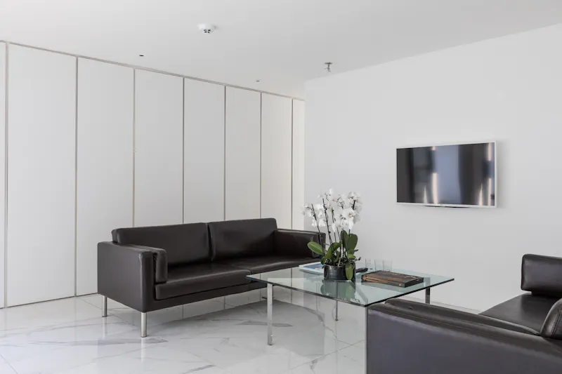 Living Room at Iconic Skywood House, D1140 (photo 34)