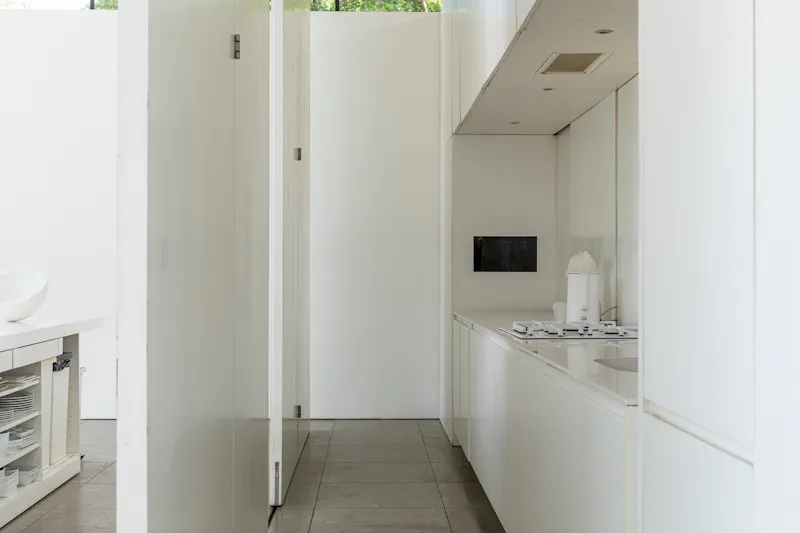 Kitchen at Iconic Skywood House, D1140 (photo 12)