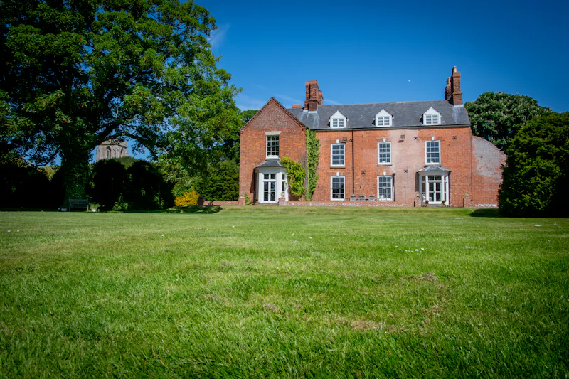Garden at Impressive Lincolnshire home, A1615 (photo 40)