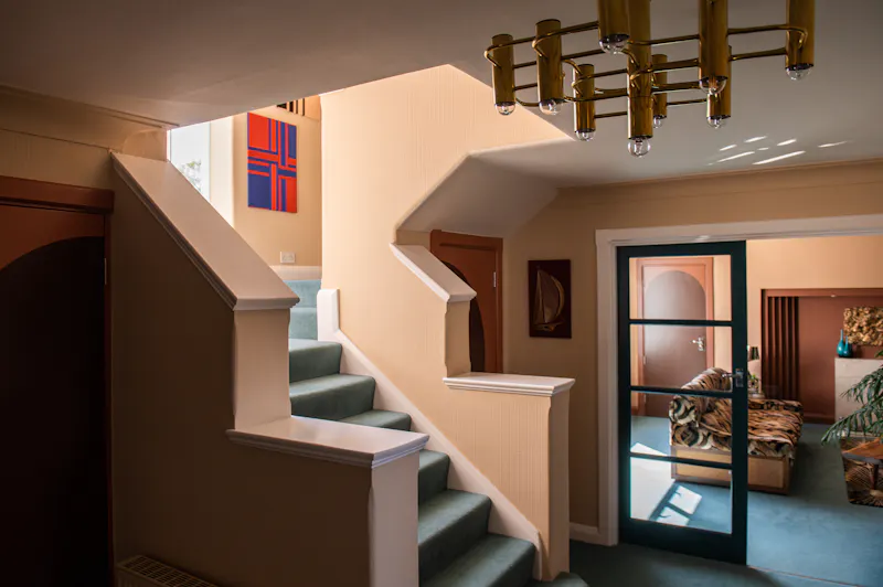 Staircase at Broadstairs Art Deco house, D2726 (photo 23)