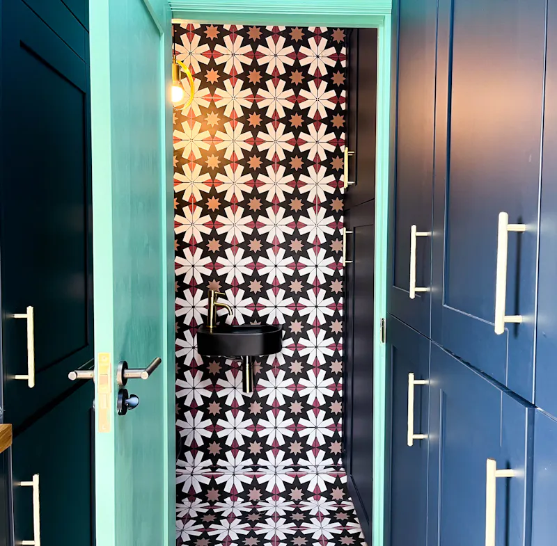 Wetroom at Colourful Catford Villa, B2025 (photo 51)