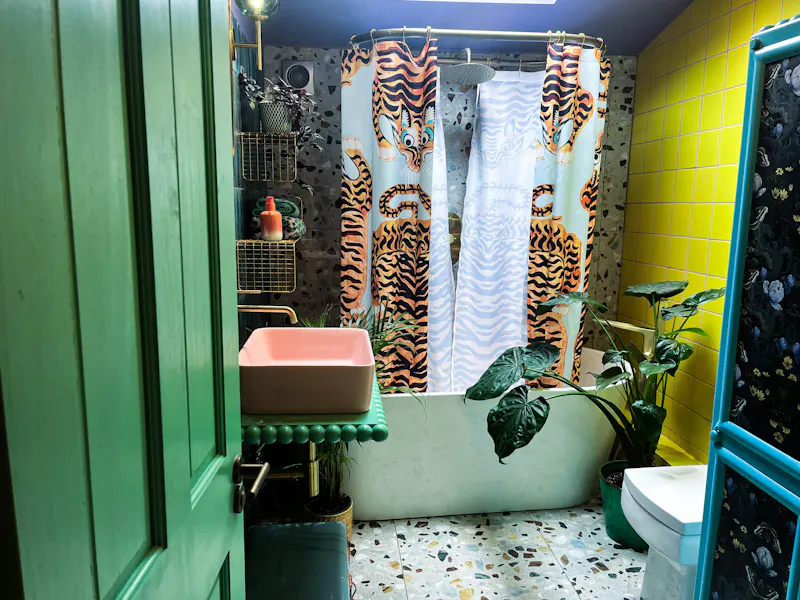 Bath - rolltop at Colourful Catford Villa, B2025 (photo 29)
