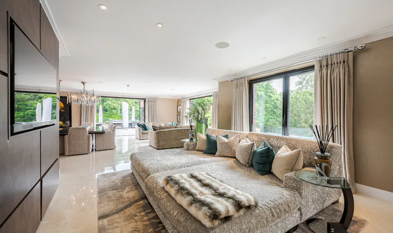 Sitting room at Contemporary Croydon Manor  , D2728 (photo 17)