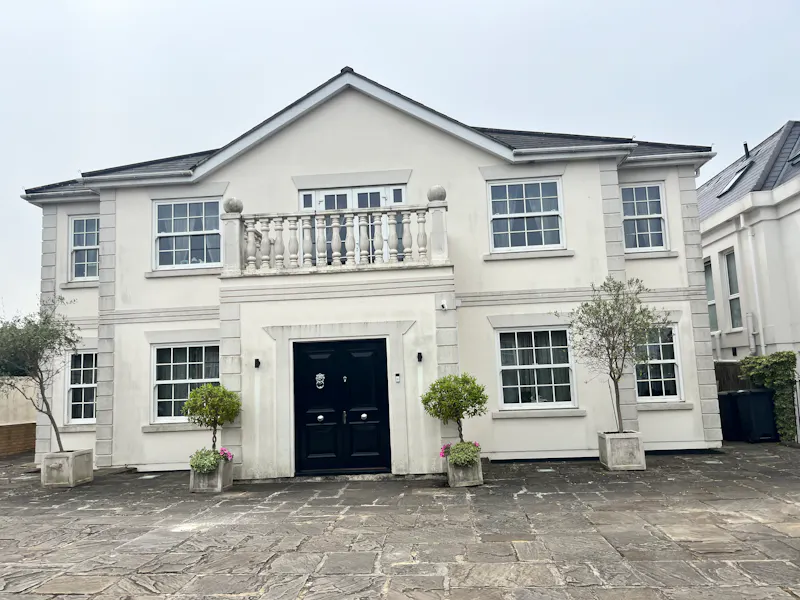 Chigwell white stucco home, D2727 (photo 37)