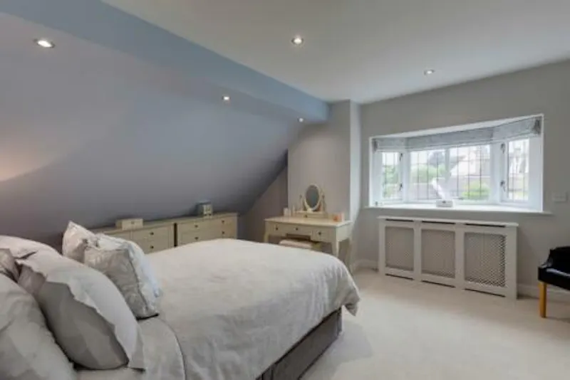 Bedroom at Modern luxe house in Slough, D2735 (photo 19)