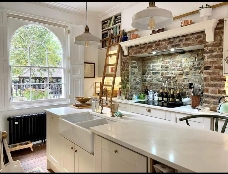 Kitchen at Farringdon Georgian house, A1600 (photo 4)