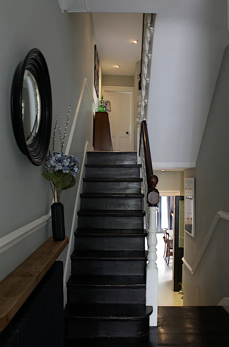 Staircase at Stylish Telegraph Hill house, B1857 (photo 11)