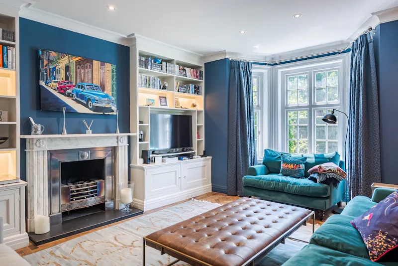 Large Period Putney House, E518 (photo 14)