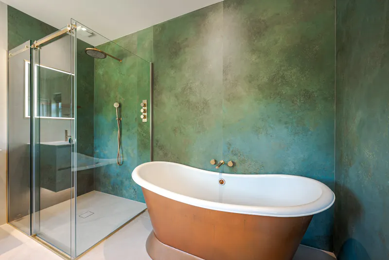 Bath - rolltop at Large Period Putney House, E518 (photo 29)