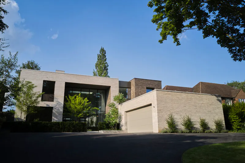 Sleek Rickmansworth pool house, K491 (photo 16)