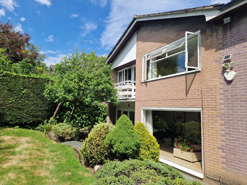 60s Stanmore suburban home, D2730 (photo 31)
