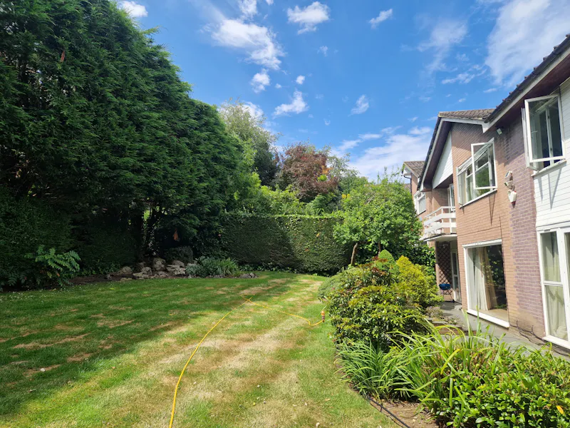 60s Stanmore suburban home, D2730 (photo 30)