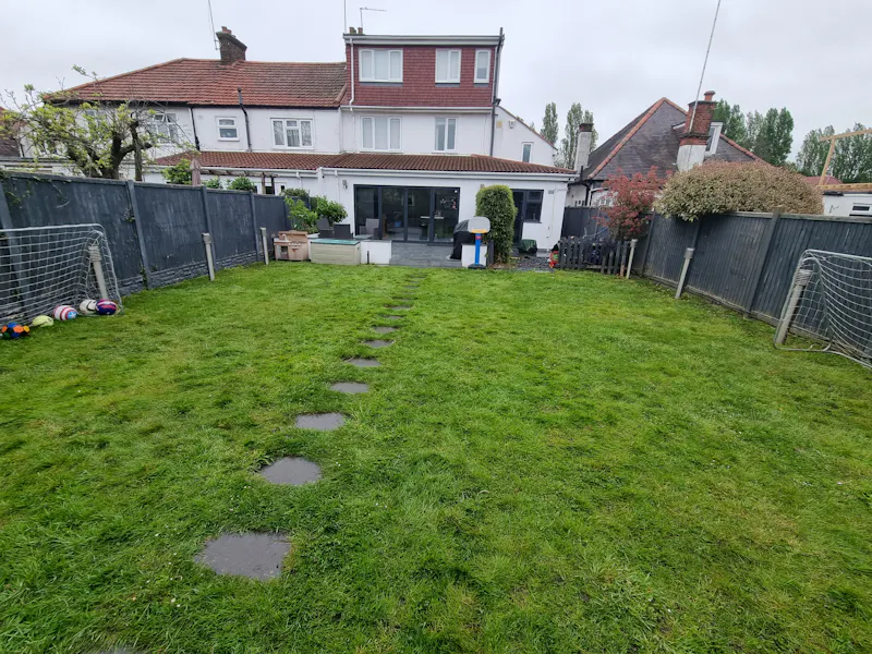 Borehamwood family house , D2737 (photo 13)