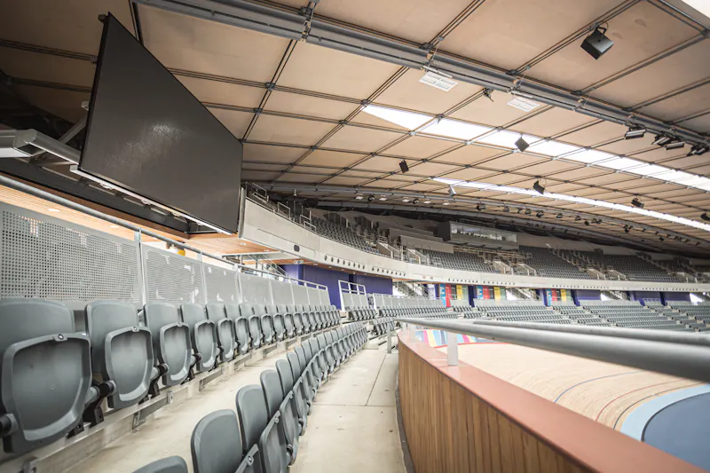 Iconic London velodrome , V168 (photo 17)