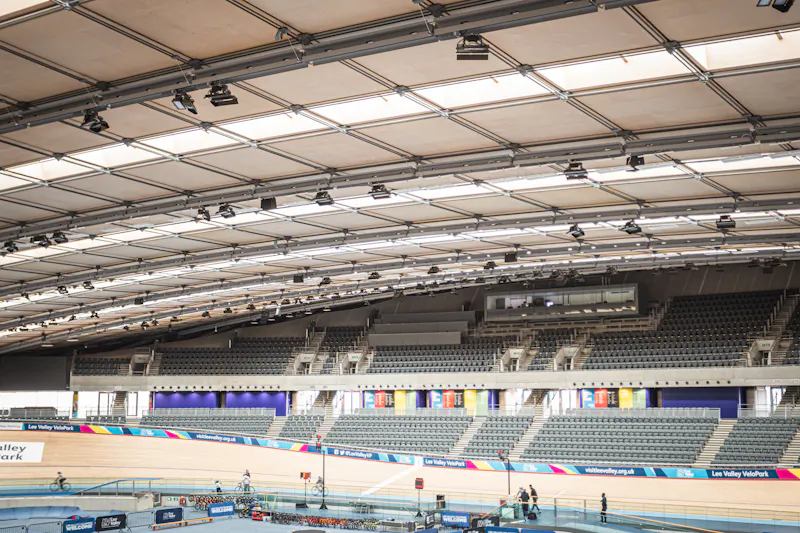 Iconic London velodrome , V168 (photo 12)