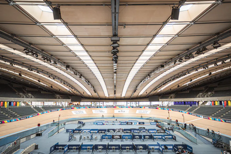 Iconic London velodrome , V168 (photo 5)