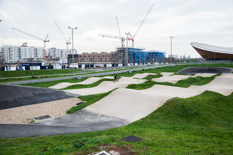 Iconic London velodrome , V168 (photo 34)