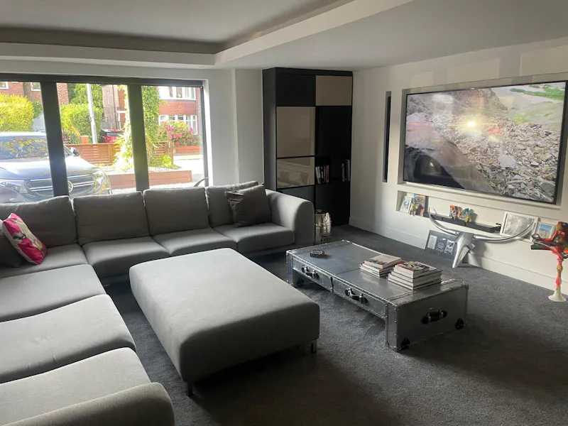 Modern Manchester family home, D2732 (photo 5)