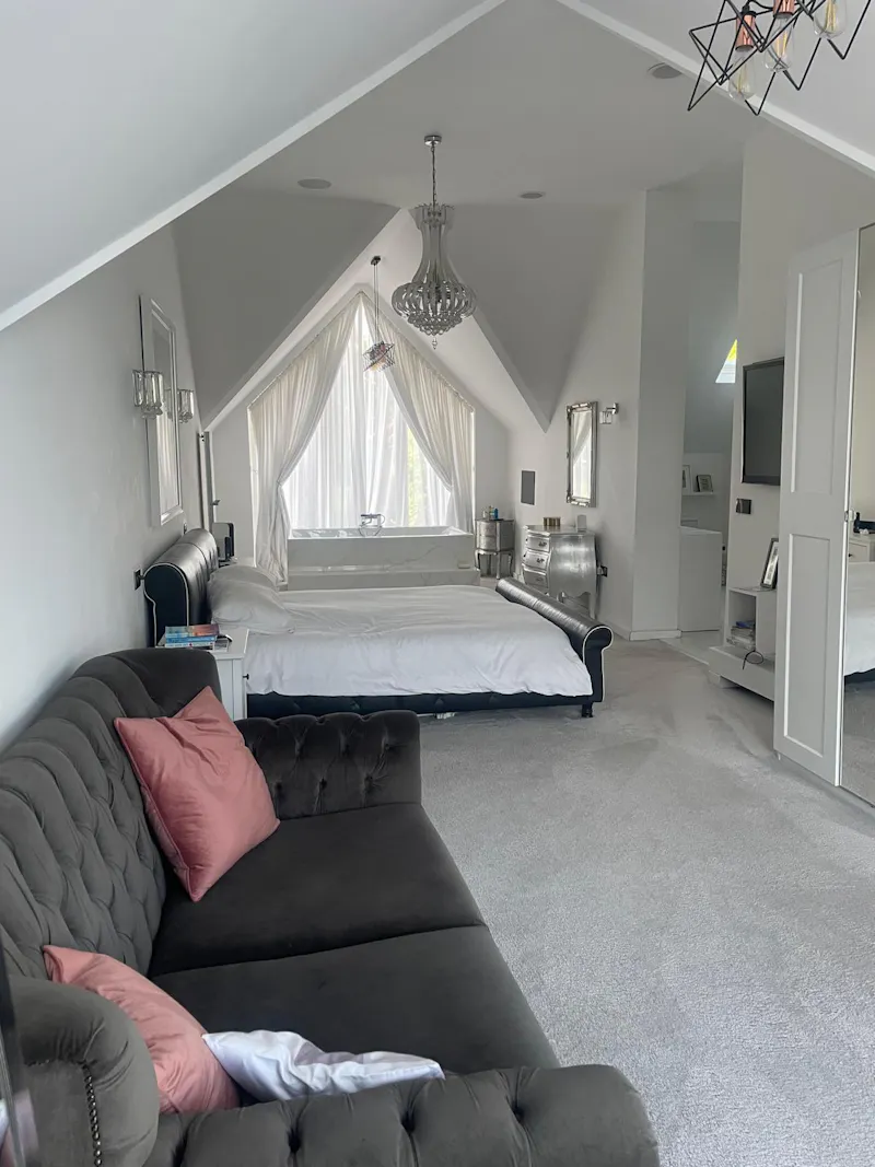 Modern Manchester family home, D2732 (photo 28)