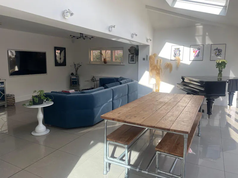 Dining room at Modern Manchester family home, D2732 (photo 14)