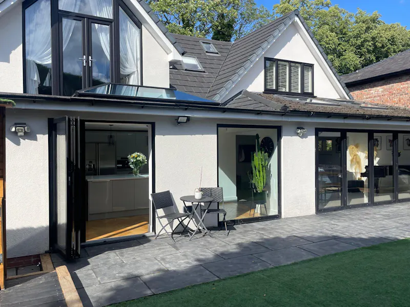 Terrace/Patio at Modern Manchester family home, D2732 (photo 38)