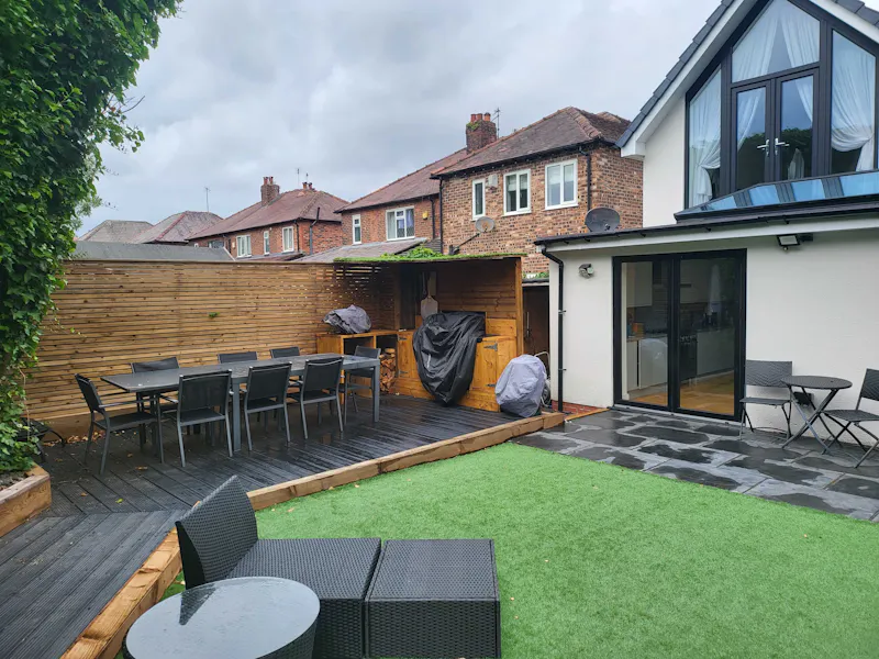 Terrace/Patio at Modern Manchester family home, D2732 (photo 41)