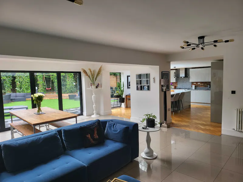 Modern Manchester family home, D2732 (photo 12)