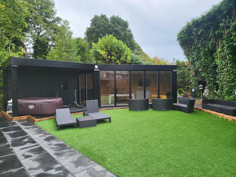 Modern Manchester family home, D2732 (photo 47)